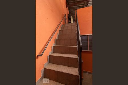 Casa à venda com 125m², 2 quartos e 1 vagaEscada