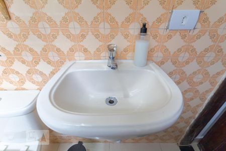 Casa à venda com 300m², 1 quarto e 2 vagasBanheiro 2