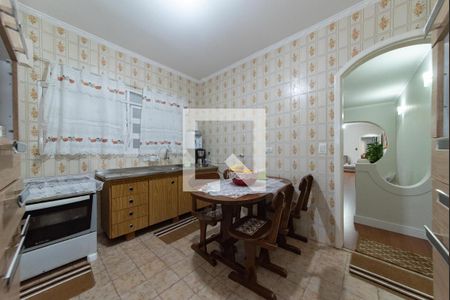 Casa à venda com 365m², 3 quartos e 3 vagasCozinha