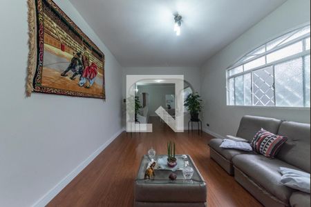 Casa à venda com 365m², 3 quartos e 3 vagasSala de Estar