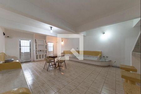 Casa à venda com 365m², 3 quartos e 3 vagasSalão de Festas