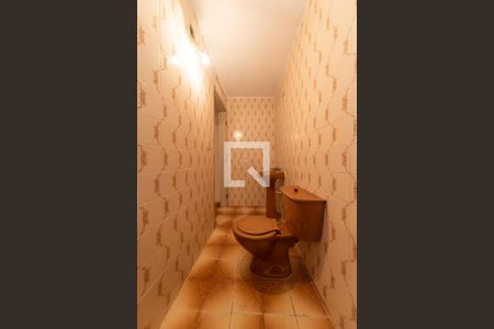 Casa à venda com 365m², 3 quartos e 3 vagasLavabo da Garagem