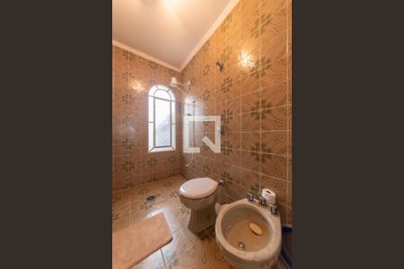 Casa à venda com 365m², 3 quartos e 3 vagasBanheiro da Suíte 1