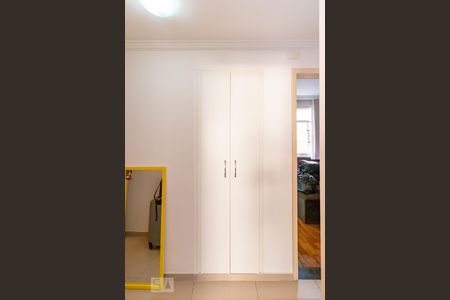 Apartamento à venda com 110m², 4 quartos e 1 vagaRoupeiro 2