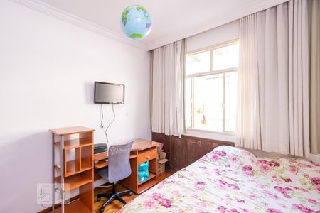 Apartamento à venda com 110m², 4 quartos e 1 vagaQuarto 2
