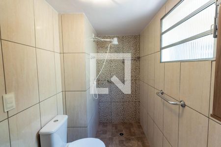 Casa à venda com 120m², 3 quartos e 1 vaga Casa à venda com 120m², 3 quartos e 1 vagaBanheiro da Suíte