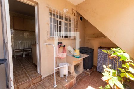 Casa à venda com 120m², 3 quartos e 1 vaga Casa à venda com 120m², 3 quartos e 1 vagaLavanderia