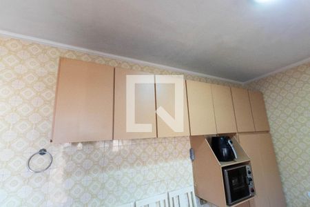 Casa à venda com 120m², 3 quartos e 1 vaga Casa à venda com 120m², 3 quartos e 1 vagaCozinha - Armários