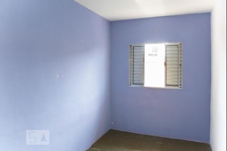 Quarto 1 de casa para alugar com 2 quartos, 32m² em Vila Carmosina, São Paulo
