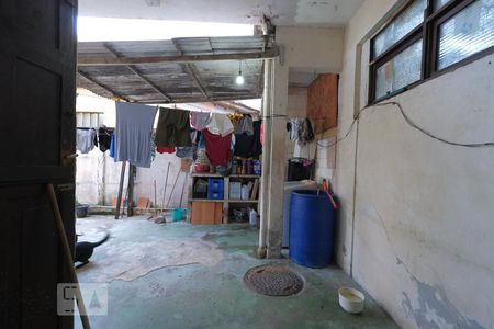 Casa à venda com 50m², 3 quartos e sem vagaÁrea de Serviço