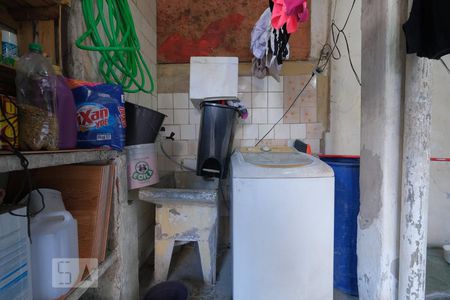 Casa à venda com 50m², 3 quartos e sem vagaÁrea de Serviço