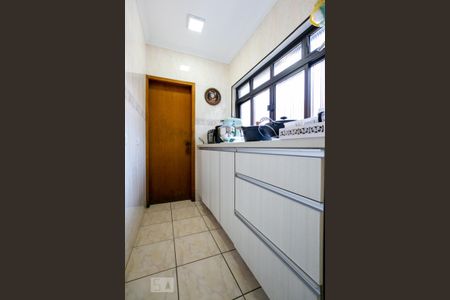 Casa à venda com 240m², 3 quartos e 4 vagas Casa à venda com 240m², 3 quartos e 4 vagasDespensa
