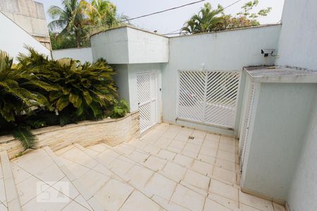 Casa de condomínio à venda com 457m², 3 quartos e 4 vagas Casa de condomínio à venda com 457m², 3 quartos e 4 vagasEntrada da Casa