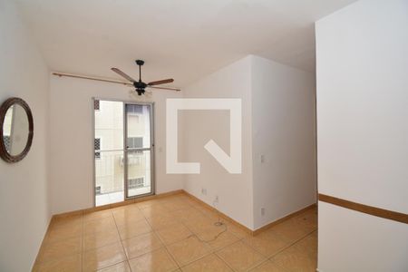 Sala de apartamento para alugar com 2 quartos, 45m² em Irajá, Rio de Janeiro