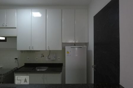 Apartamento à venda com 38m², 1 quarto e 1 vaga Apartamento à venda com 38m², 1 quarto e 1 vagaCozinha