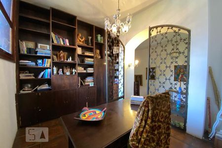 Casa à venda com 544m², 4 quartos e 3 vagasEscritório