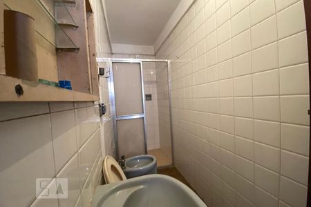 Casa à venda com 544m², 4 quartos e 3 vagasBanheiro de Serviço