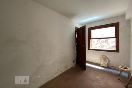 Casa à venda com 544m², 4 quartos e 3 vagasQuarto de Serviço 1