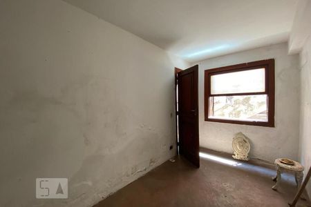 Casa à venda com 544m², 4 quartos e 3 vagasQuarto de Serviço 2