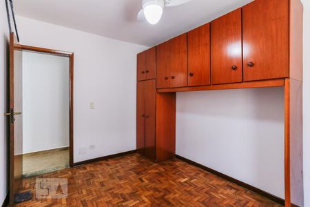 Quarto 2 de apartamento para alugar com 2 quartos, 79m² em Parque Residencial da Lapa, São Paulo