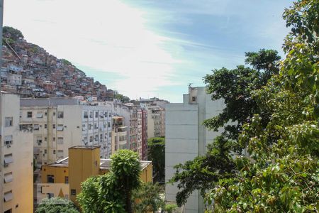 Casa à venda com 378m², 4 quartos e 2 vagasVista da Área Externa