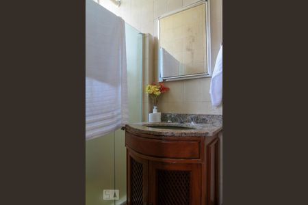 Casa à venda com 378m², 4 quartos e 2 vagasBanheiro do Quarto 4 - Suíte