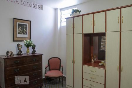 Casa à venda com 378m², 4 quartos e 2 vagasQuarto 1