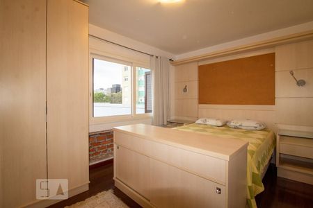 Apartamento à venda com 200m², 3 quartos e 2 vagas Apartamento à venda com 200m², 3 quartos e 2 vagasSuíte 1