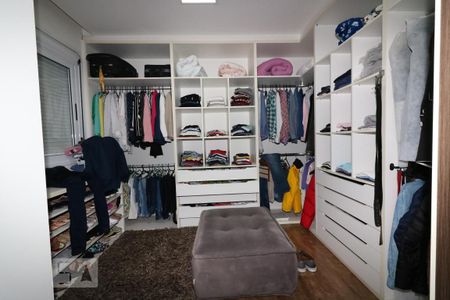 Apartamento à venda com 117m², 3 quartos e 3 vagasCloset da suíte