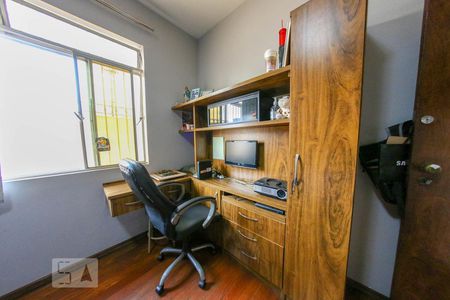 Casa à venda com 360m², 3 quartos e 3 vagas Casa à venda com 360m², 3 quartos e 3 vagasQuarto Suíte