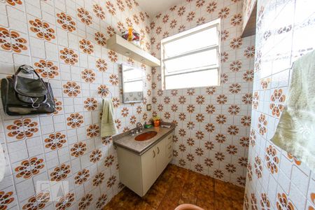 Casa à venda com 360m², 3 quartos e 3 vagas Casa à venda com 360m², 3 quartos e 3 vagasBanheiro da Suíte