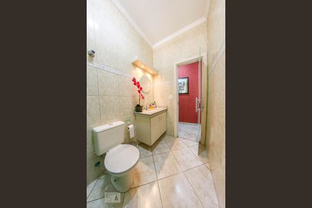 Casa à venda com 360m², 3 quartos e 3 vagas Casa à venda com 360m², 3 quartos e 3 vagasBanheiro Social 2