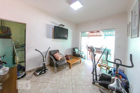 Casa à venda com 360m², 3 quartos e 3 vagas Casa à venda com 360m², 3 quartos e 3 vagasSala 2