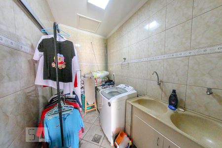 Casa à venda com 360m², 3 quartos e 3 vagas Casa à venda com 360m², 3 quartos e 3 vagasÁrea de Serviço