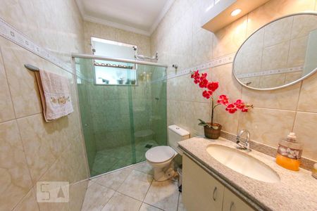 Casa à venda com 360m², 3 quartos e 3 vagas Casa à venda com 360m², 3 quartos e 3 vagasBanheiro Social 2