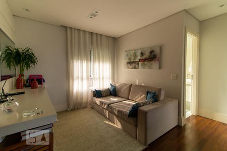 Sala de apartamento para alugar com 2 quartos, 155m² em Empresarial 18 do Forte, Barueri