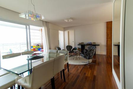 Apartamento para alugar com 155m², 2 quartos e 2 vagas Apartamento para alugar com 155m², 2 quartos e 2 vagasSala