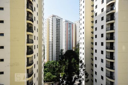 Apartamento à venda com 122m², 3 quartos e 1 vaga Apartamento à venda com 122m², 3 quartos e 1 vagaVista