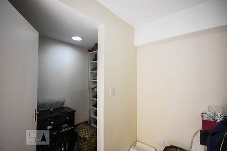 Apartamento à venda com 122m², 3 quartos e 1 vaga Apartamento à venda com 122m², 3 quartos e 1 vagaQuarto de serviço