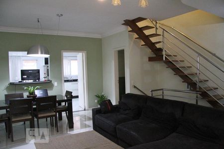 Casa à venda com 250m², 3 quartos e 4 vagasSala