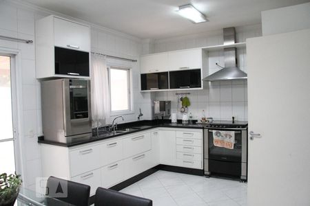 Casa à venda com 250m², 3 quartos e 4 vagasCozinha