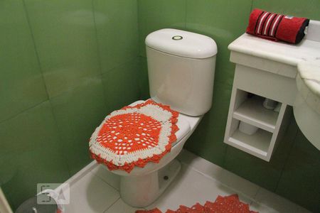 Casa à venda com 250m², 3 quartos e 4 vagasBanheiro