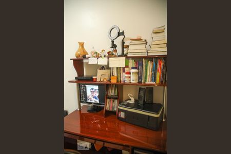 Apartamento à venda com 90m², 3 quartos e 2 vagas Apartamento à venda com 90m², 3 quartos e 2 vagasQuarto 2