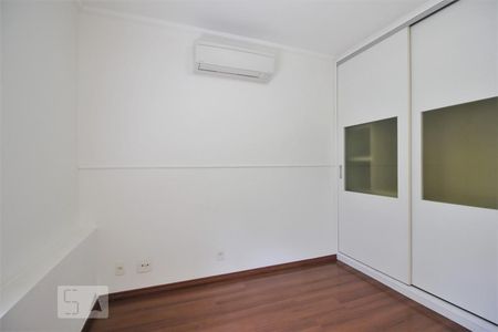 Quarto de apartamento à venda com 3 quartos, 132m² em Paraíso do Morumbi, São Paulo