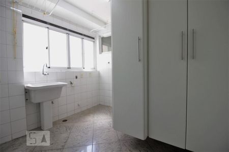 Apartamento à venda com 132m², 3 quartos e 2 vagasÁrea de Serviço