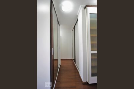 Apartamento à venda com 132m², 3 quartos e 2 vagasCloset