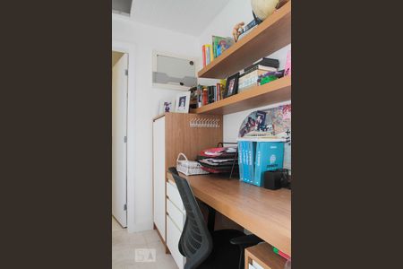 Apartamento à venda com 324m², 4 quartos e 2 vagas Apartamento à venda com 324m², 4 quartos e 2 vagasEscritório - Cobertura