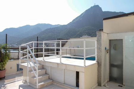 Apartamento à venda com 324m², 4 quartos e 2 vagas Apartamento à venda com 324m², 4 quartos e 2 vagasCobertura