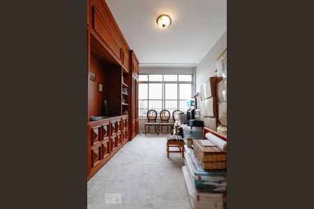 Apartamento à venda com 190m², 3 quartos e 1 vagaEscritório