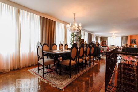 Apartamento à venda com 190m², 3 quartos e 1 vagaSala